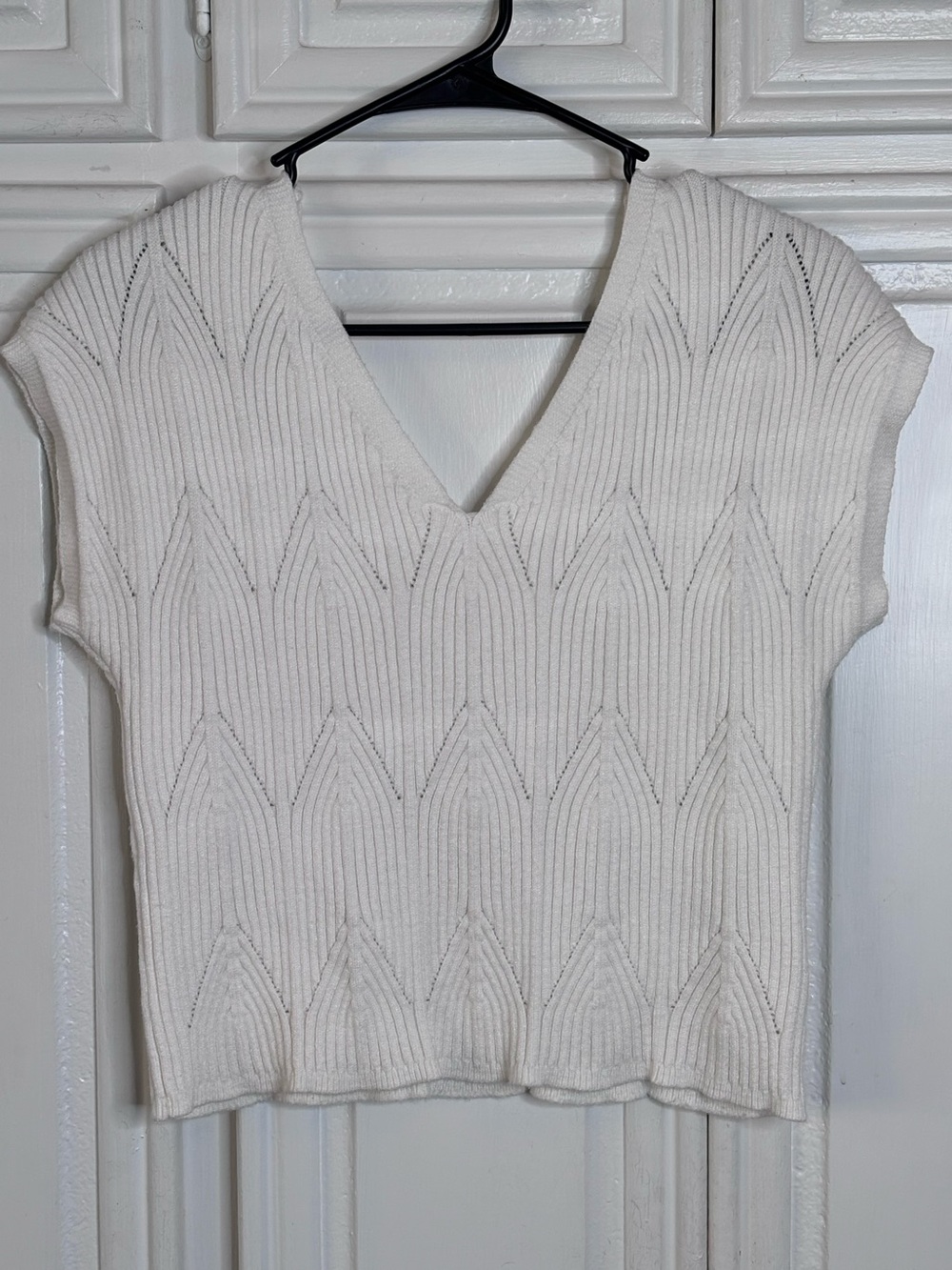 Lush Off White Deep V Neck Pointelle Knit Sweater Top size S